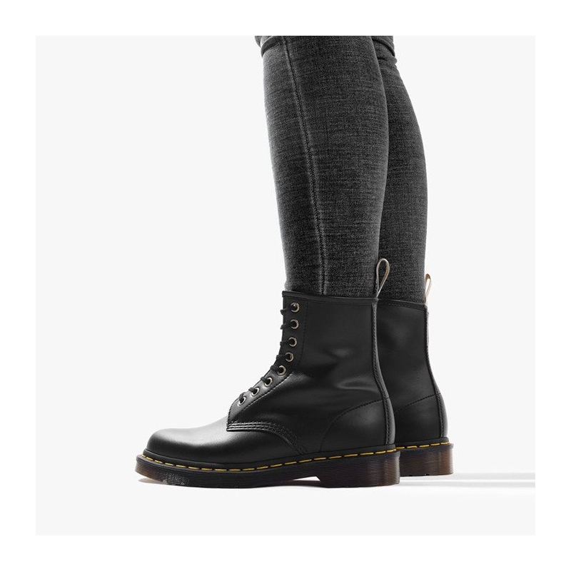 Dottor on sale martens vegan